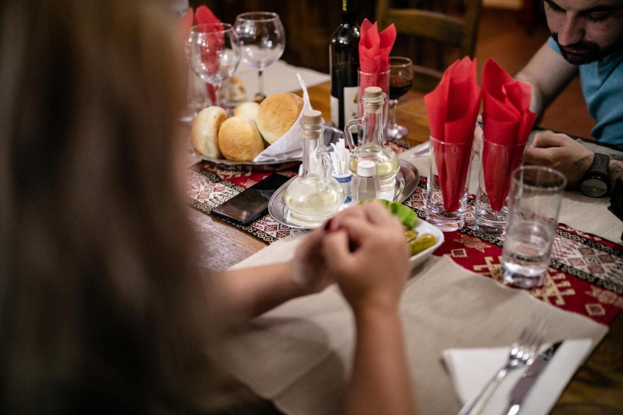 Pensiune Restaurant Route60 Ciucea Eksteriør billede